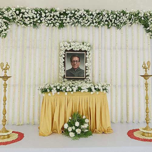 Blue Waves Smash Cake