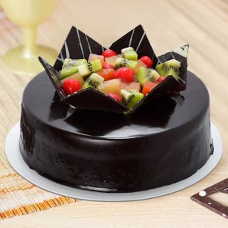 Fresh Mixed Fruits Chocolate  Cake