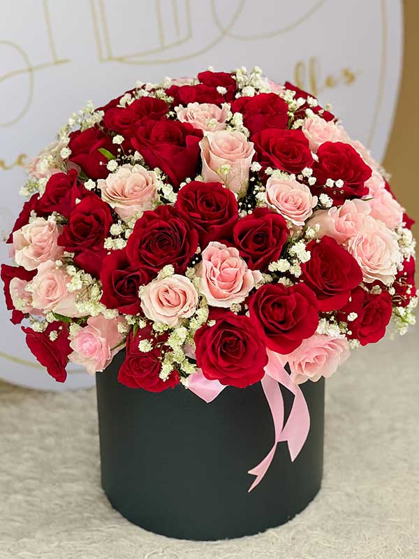 Grandeur Red & Pink Rose Box