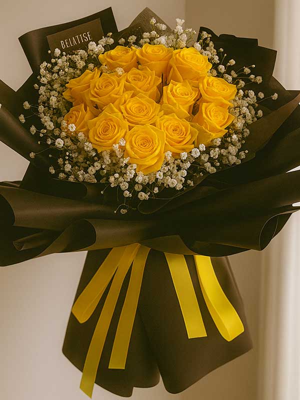Modern Yellow & Black Charm
