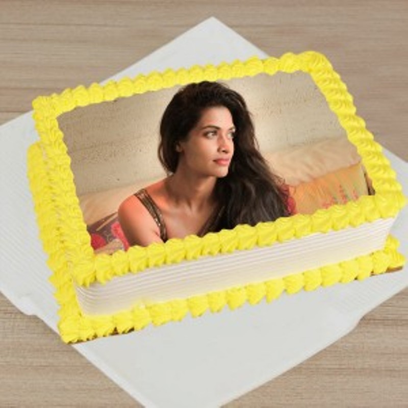 Pineapple Photo Cake