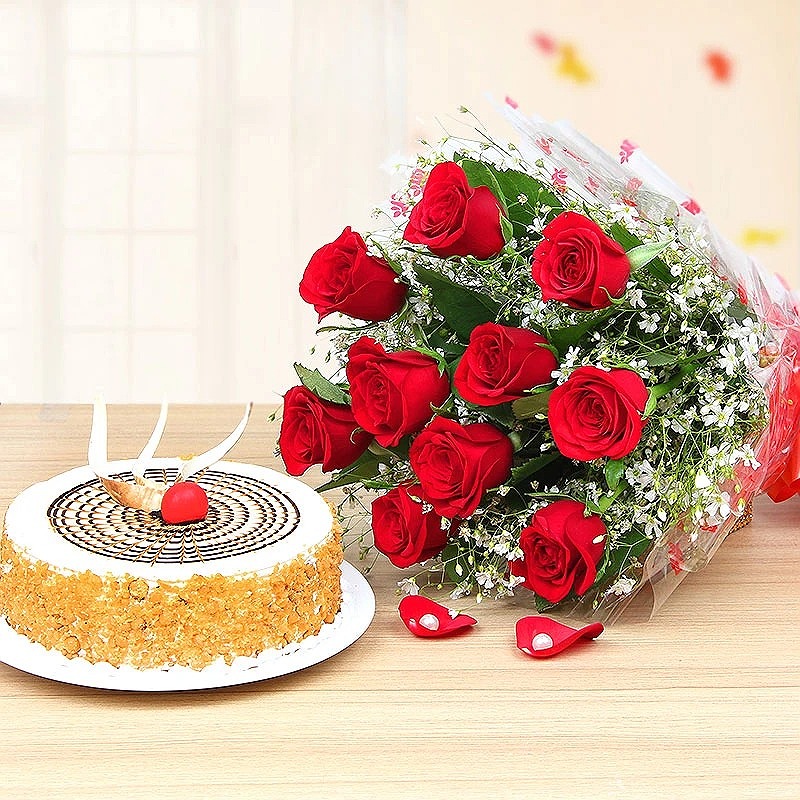Rose with Delicious Cake 